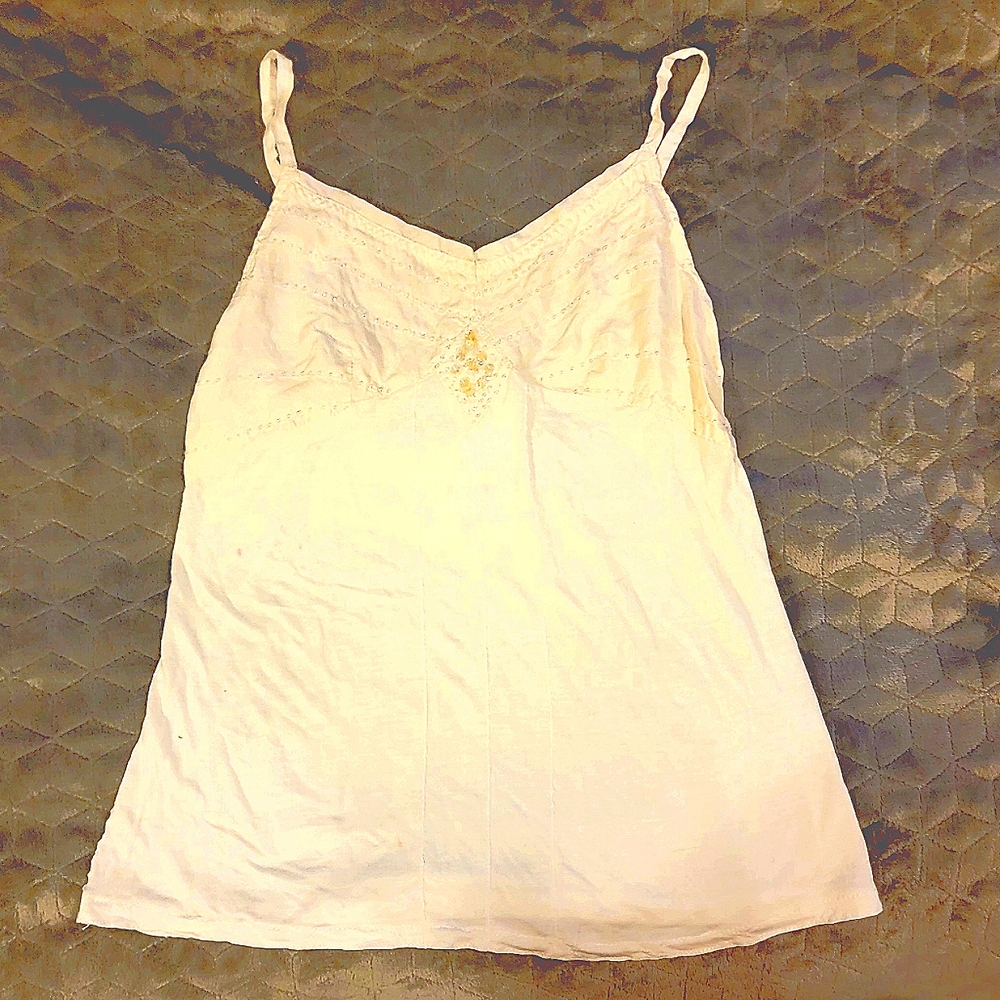Da nang beautiful classy  cream colored tank size Xs